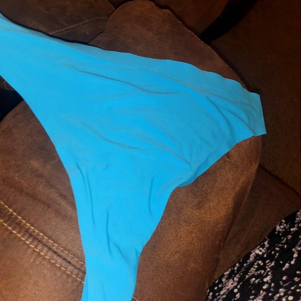 Thongs
